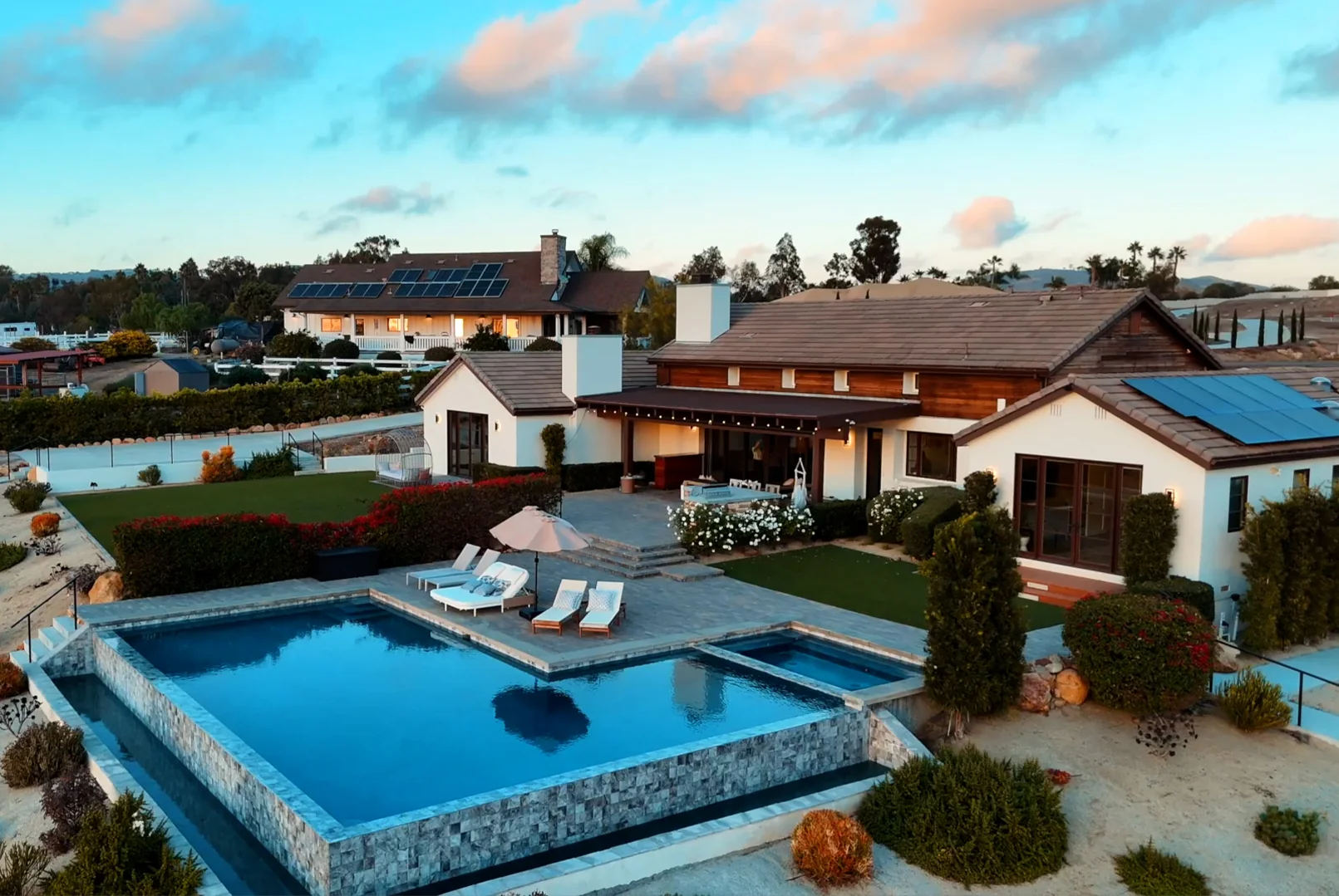 exterior pool evening 02